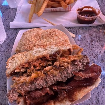 Big Earl's Greasy Eats - BBQ burger and those fries! - American Near Me - Cave Creek, Arizona Big Earl's Greasy Eats - BBQ burger and those fries! - American Near Me - Cave Creek, Arizona