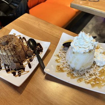 Vampire Penguin - Granbury - PB cup and coconut cream pie - Shaved Snow Near Me - Granbury, Texas Vampire Penguin - Granbury - PB cup and coconut cream pie - Shaved Snow Near Me - Granbury, Texas