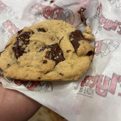 Flyer's Pizza & Subs - Flyers Gourmet Chocolate Chunk Cookies