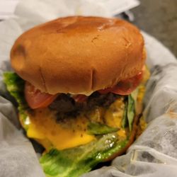 Ventura's Lounge & Leaf