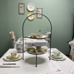 The Queen's Pantry