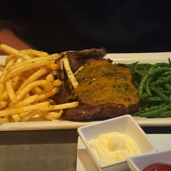 Bistro de la Gare - NY steak with green beans and fries - French Near Me - South Pasadena, California