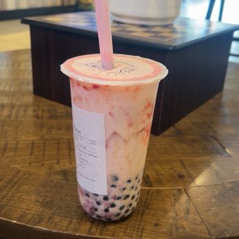 Dain Tea - Strawberry Boba Tea - Bubble Tea Near Me - Martinsville, Virginia