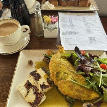 Madres Brunch - Churro French toast and Popeye omelette - Breakfast & Brunch Near Me - Bellflower, California Madres Brunch - Churro French toast and Popeye omelette - Breakfast & Brunch Near Me - Bellflower, California
