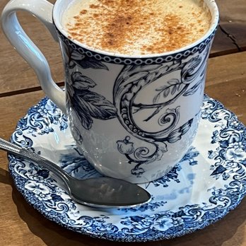 maman - Dirty chai latte - Breakfast & Brunch Near Me - Bethesda, Maryland