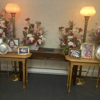 Trites Flower Shop - Funeral home - Florists Near Me - Fredericton, New Brunswick Trites Flower Shop - Funeral home - Florists Near Me - Fredericton, New Brunswick