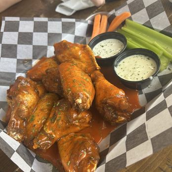 Smoke & Grain - Buffalo wings - Burgers Near Me - Gilbert, Arizona