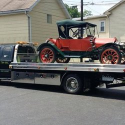 Wayne's Towing & Recovery