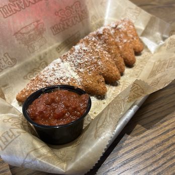 Primanti Bros. Restaurant and Bar - Breaded Mozzarella Wedges - Sports Bars Near Me - Hershey, Pennsylvania