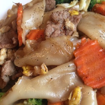 Sawasdee Thai Restaurant - Pad See Ew with beef. So good! - Thai Near Me - Sparks, Nevada Sawasdee Thai Restaurant - Pad See Ew with beef. So good! - Thai Near Me - Sparks, Nevada