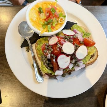 B Matthews Eatery - Avocado Toast - New American Near Me - Savannah, Georgia B Matthews Eatery - Avocado Toast - New American Near Me - Savannah, Georgia