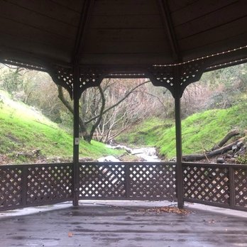 Elliston Vineyards - Wineries Near Me - Sunol, California Elliston Vineyards - Wineries Near Me - Sunol, California