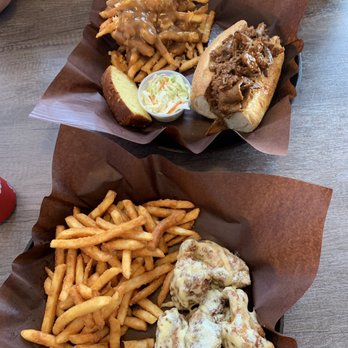 Memphis BBQ & Wicked Wings - Creamy Parmesan wings with fries, beef brisket sandwich with poutine, coleslaw and cornbread. - Barbeque Near Me - Milton, Ontario Memphis BBQ & Wicked Wings - Creamy Parmesan wings with fries, beef brisket sandwich with poutine, coleslaw and cornbread. - Barbeque Near Me - Milton, Ontario