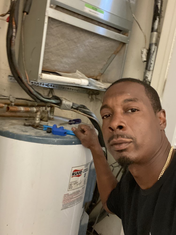 Slide of Chapmans Maintenance &. Home Repairs