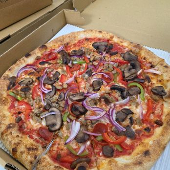 Winston's: coffee + provisions + pizza - Supreme - Coffee & Tea Near Me - Spicewood, Texas