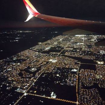 Southwest Airlines - About to land in Phoenix - Airlines Near Me - Phoenix, Arizona