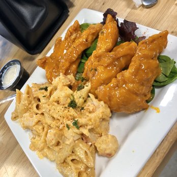 Cuzzo's Cuisine - BBQ tenders & lobster mac - American Near Me - Charlotte, North Carolina