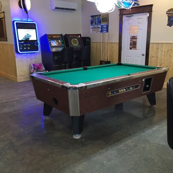 The Outfield - Come on in and play a game of pool and listen to your favorite tunes - Sports Bars Near Me - Richland, Iowa The Outfield - Come on in and play a game of pool and listen to your favorite tunes - Sports Bars Near Me - Richland, Iowa