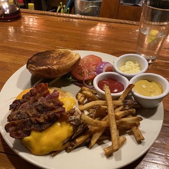 Reata Restaurant - Grilled chicken, cheese and bacon sandwich - New American Near Me - Alpine, Texas Reata Restaurant - Grilled chicken, cheese and bacon sandwich - New American Near Me - Alpine, Texas