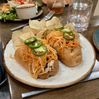 Atlas Restaurant & Bar by null