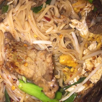 Sala Thai - Spicyyyyy Beef Pad Thai - Thai Near Me - Rancho Cordova, California Sala Thai - Spicyyyyy Beef Pad Thai - Thai Near Me - Rancho Cordova, California