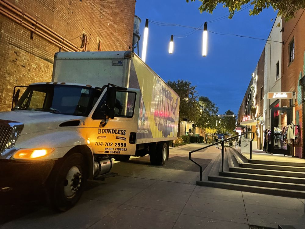 BOUNDLESS MOVING & STORAGE Updated October 2024 35 Photos 2608