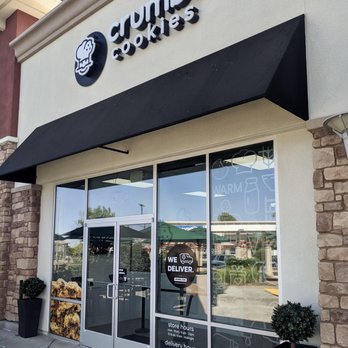 Crumbl - Folsom - Bakeries Near Me - Folsom, California