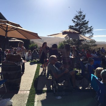 Harmony Cellars - Friday night music - Wineries Near Me - Harmony, California Harmony Cellars - Friday night music - Wineries Near Me - Harmony, California