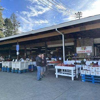 Boa Vista Orchards - Storefront - Fruits & Veggies Near Me - Placerville, California Boa Vista Orchards - Storefront - Fruits & Veggies Near Me - Placerville, California