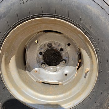 KTS Tire - You can see where he even marked each lug bolt but did not tighten - Tires Near Me - Flatonia, Texas