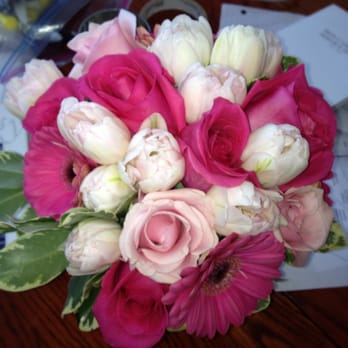 Garden Party Flowers - Gorgeous - Florists Near Me - Vancouver, British Columbia