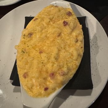 Tin Roof Grill - Mac and cheese with bacon and shrimp - New American Near Me - Sandy, Utah Tin Roof Grill - Mac and cheese with bacon and shrimp - New American Near Me - Sandy, Utah