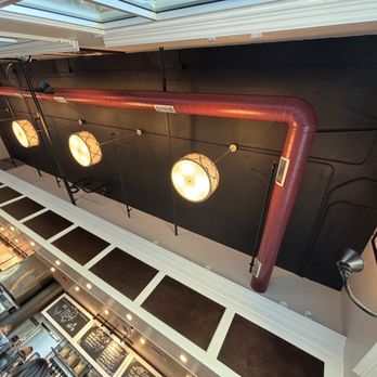 Café Ficelle - Ceiling - Sandwiches Near Me - Camarillo, California