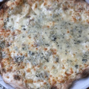 Ago e Lillo - 4 cheese pizza - Calabrian Near Me - Rome, RM