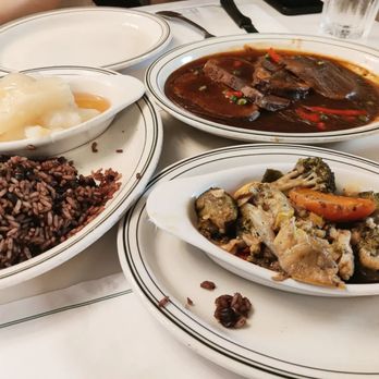 Versailles - Roast beef tongue Mix vegetable side dish - Cuban Near Me - Miami, Florida Versailles - Roast beef tongue Mix vegetable side dish - Cuban Near Me - Miami, Florida