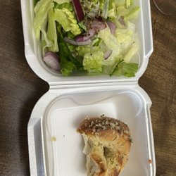 Veli's Pizza & Pasta - Side salad with Italian dressing and garlic roll