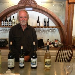 Atascadero Creek Winery - Vintner Bob Appleby