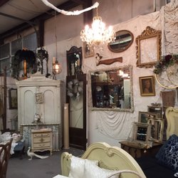 Peddlers Corner Antique Mall