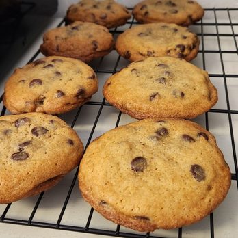 Sunshine's Kitchen - Chocolate Chip Cookies - American Near Me - Sparta, Tennessee Sunshine's Kitchen - Chocolate Chip Cookies - American Near Me - Sparta, Tennessee