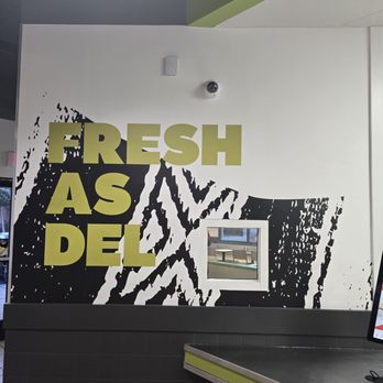Del Taco - And the ambience here is cool - Fast Food Near Me - Moreno Valley, California Del Taco - And the ambience here is cool - Fast Food Near Me - Moreno Valley, California