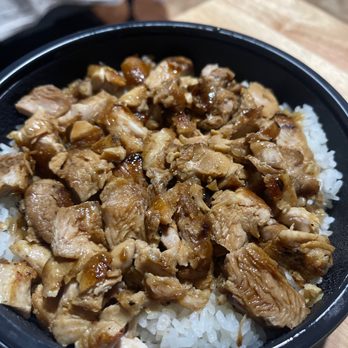 WaBa Grill - Dry rubbery chicken bowl for 9$ - Fast Food Near Me - Covina, California