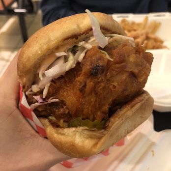 Frying Pan - Spicy chicken burger - Food Trucks Near Me - Vancouver, British Columbia