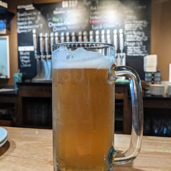 Broad Brook Brewing - Middle Ground IPA. - Breweries Near Me - Suffield, Connecticut