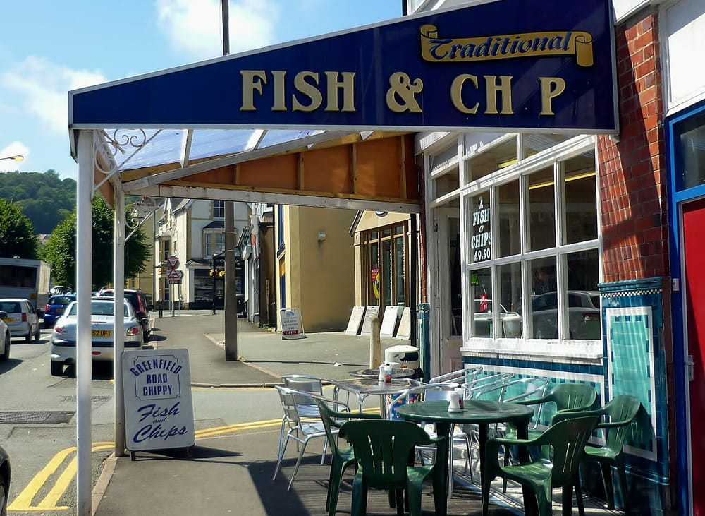 GREENFIELD ROAD CHIPPY Updated May 2024 15 Greenfield Road, Colwyn