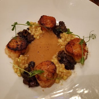 Senia - Scallops - Cocktail Bars Near Me - Honolulu, Hawaii Senia - Scallops - Cocktail Bars Near Me - Honolulu, Hawaii