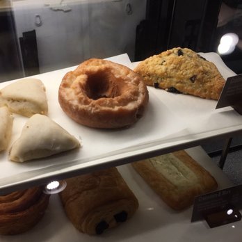 Starbucks - Coffee & Tea Near Me - Norfolk, Virginia