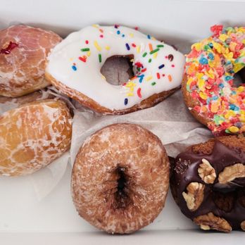 Richy Kreme Donuts - a variety of doughnuts - Donuts Near Me - Knoxville, Tennessee Richy Kreme Donuts - a variety of doughnuts - Donuts Near Me - Knoxville, Tennessee