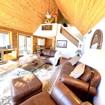 Manzano Mountain Retreat & Apple Ranch - Pond House living area - Recreation Centers Near Me - Torreon, New Mexico Manzano Mountain Retreat & Apple Ranch - Pond House living area - Recreation Centers Near Me - Torreon, New Mexico