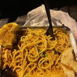 Roma Italian Street Cuisine - Spicy chicken carbonara