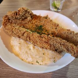 The Midway - Fish and grits